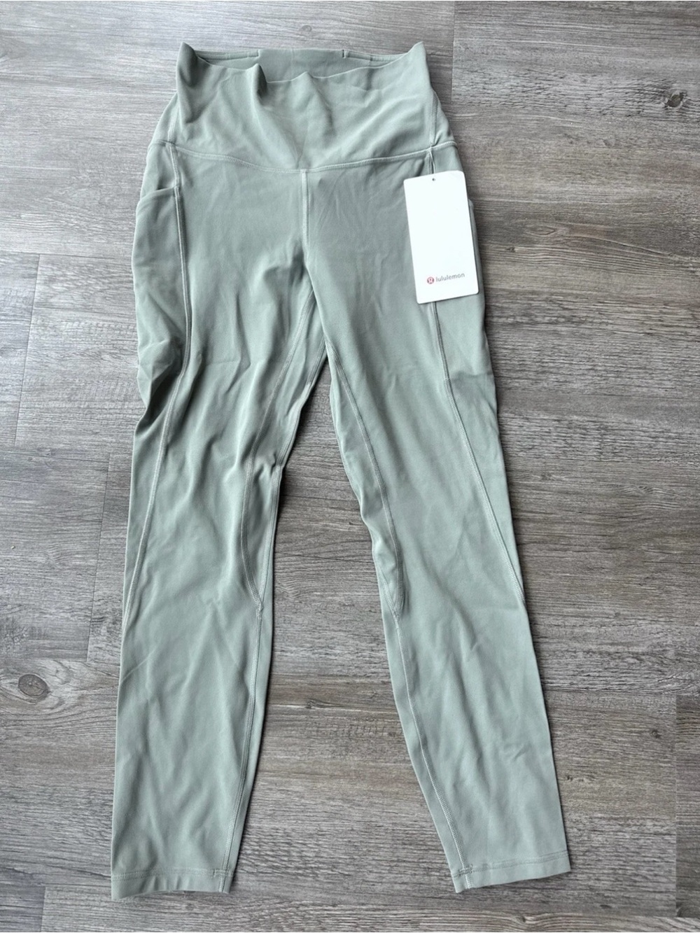 NWT Size 6 Lululemon Align High Rise Pant 25” With Pockets Willow Green WILO!